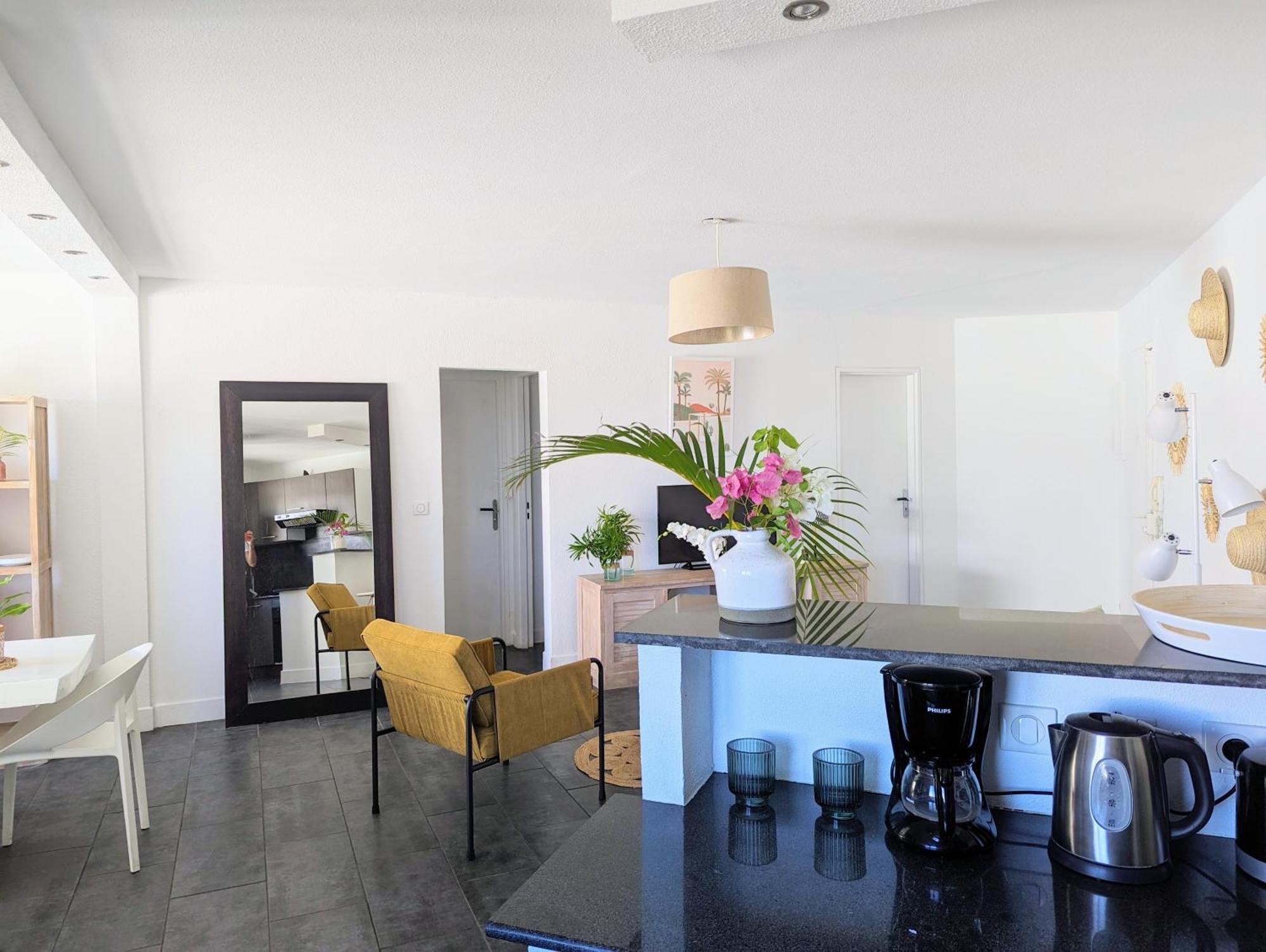 Apartament Cap Saint Gilles - T3 Vue Sur Le Port Zewnętrze zdjęcie